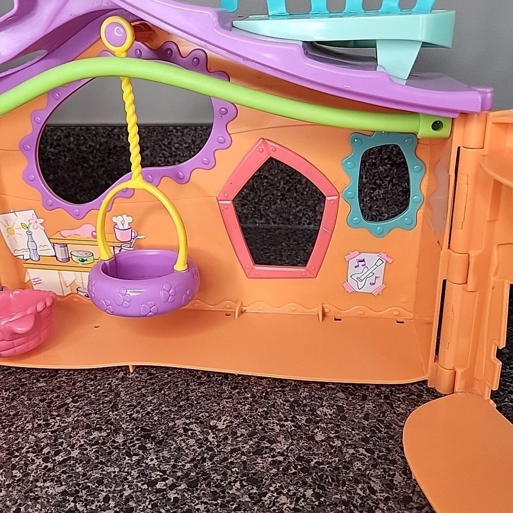 Littlest Pet Shop 